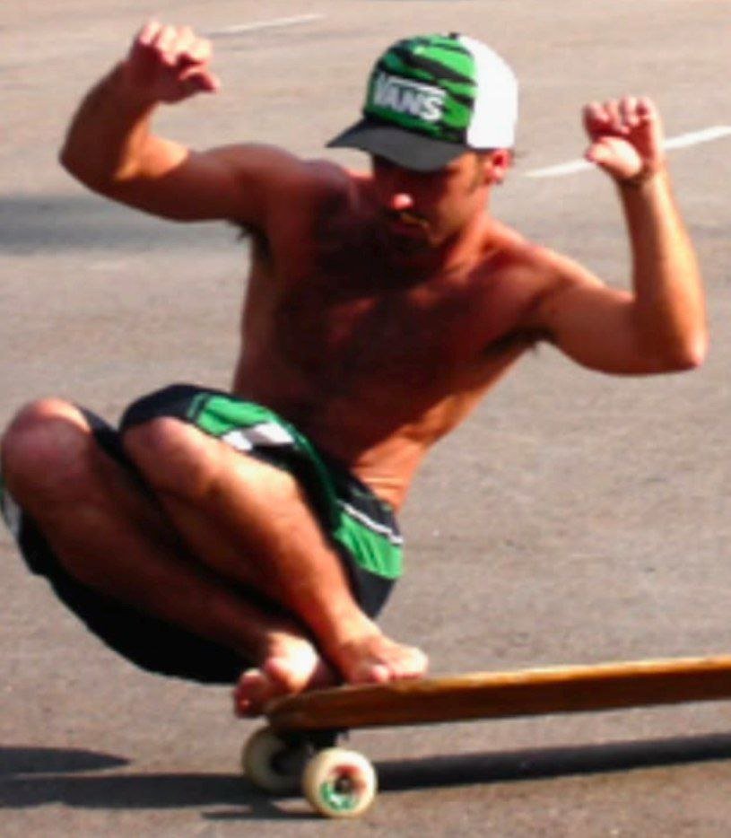 Renato Hussein — shaper artesanal